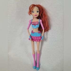 2012 Winx Club Magic Wings Bloom Doll- Marking On Face